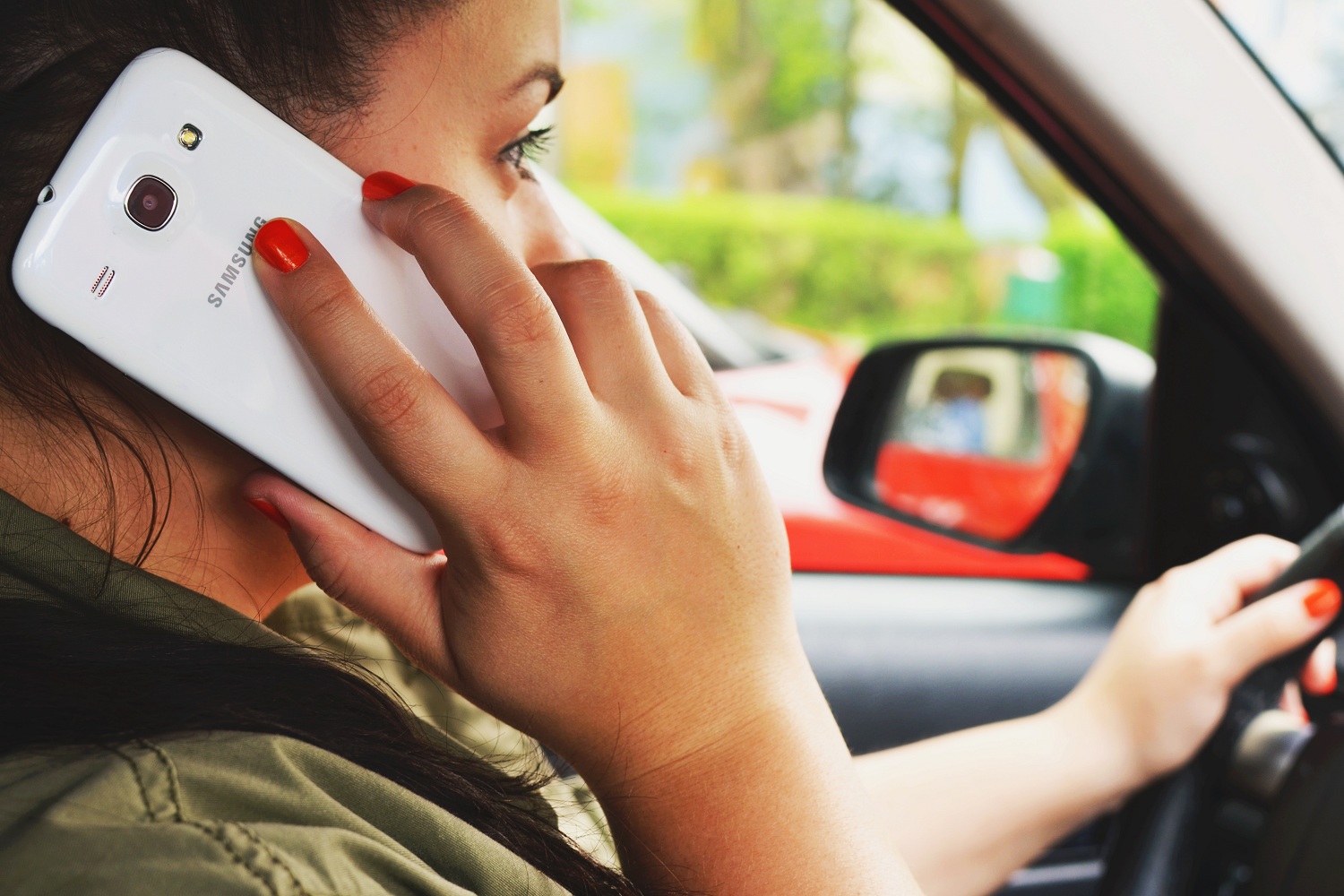 • Texting and Listening Calls While Driving